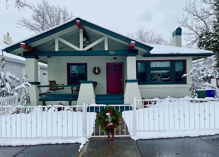 Country house The American Dream Historic S Mt Vernon Craftsman Prescott